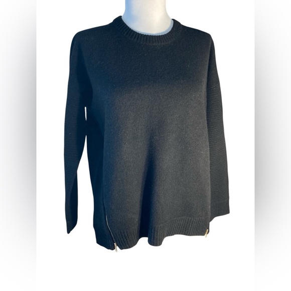 J. Crew Women’s Black Sweater Gold Side Zippers Size Small NWT Luxury Gift - Picture 3 of 6
